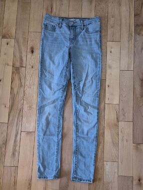 Levi's 311 Women's Size 26 Light Blue Shaping Skinny Jeans